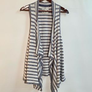 Fat Face - Ladies Sleeveless open cardigan. Size L